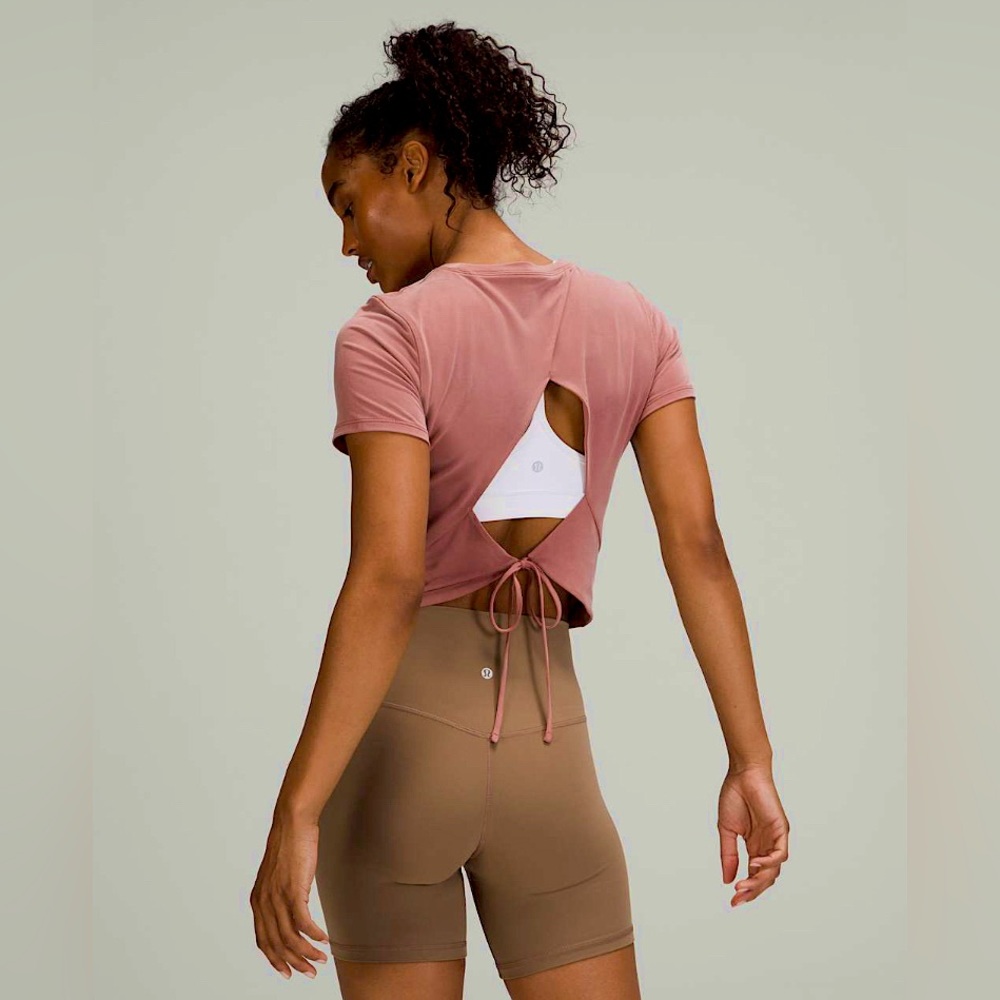 SIZE 6 Lululemon Open Tie-Back Short Sleeve SPICED CHAI